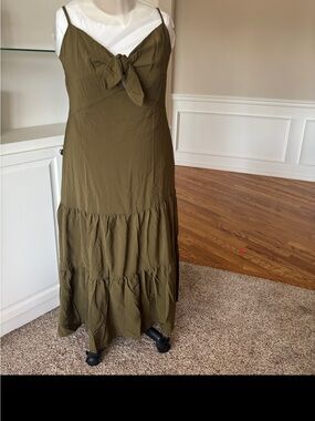 GAP Olive Tie-Front Tiered Maxi Dress